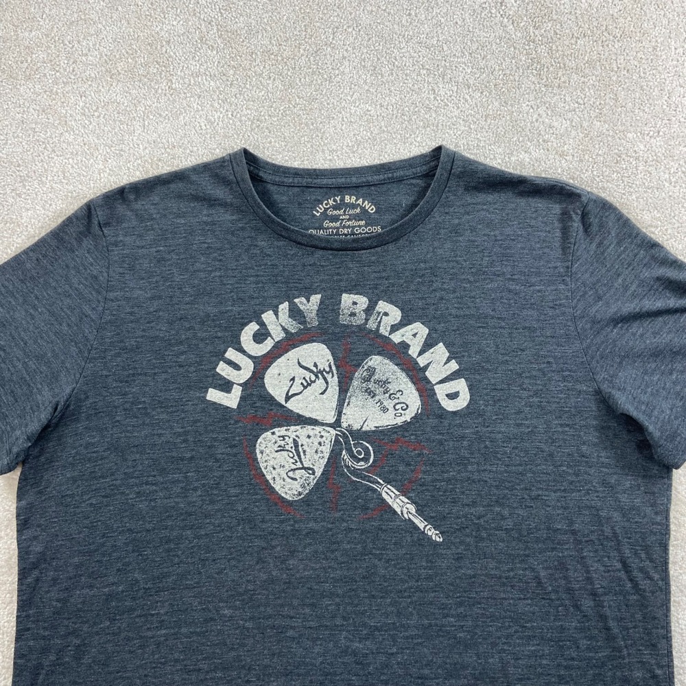 Lucky Brand T Shirt Mens XXL Gray Guitar Pick Clover Graphic Tee Heathered